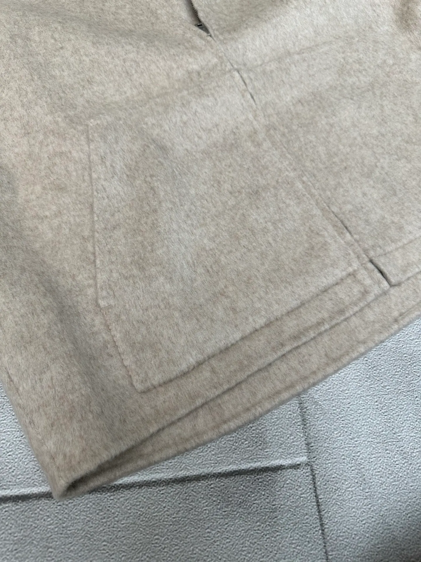 ACNE Studios 25ss ACNE， ， 35 ， YB 。 ， 90% +10% ， 。 TALON ， ， 。 ， YB ， ， ， ， 。 Same Style ， 。 ， ， Same Style！ Size：S M L XL